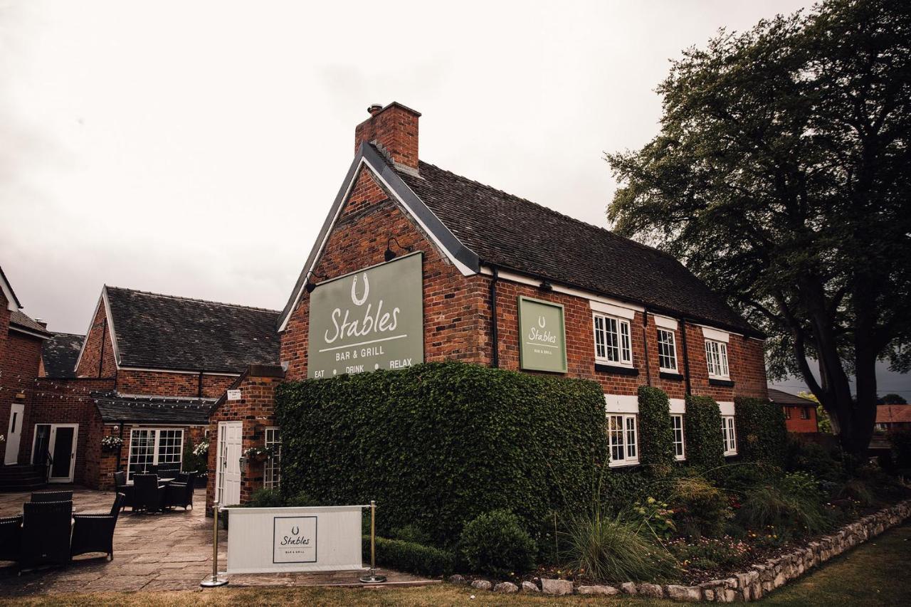 Manor House Hotel & Spa, Alsager Exterior foto